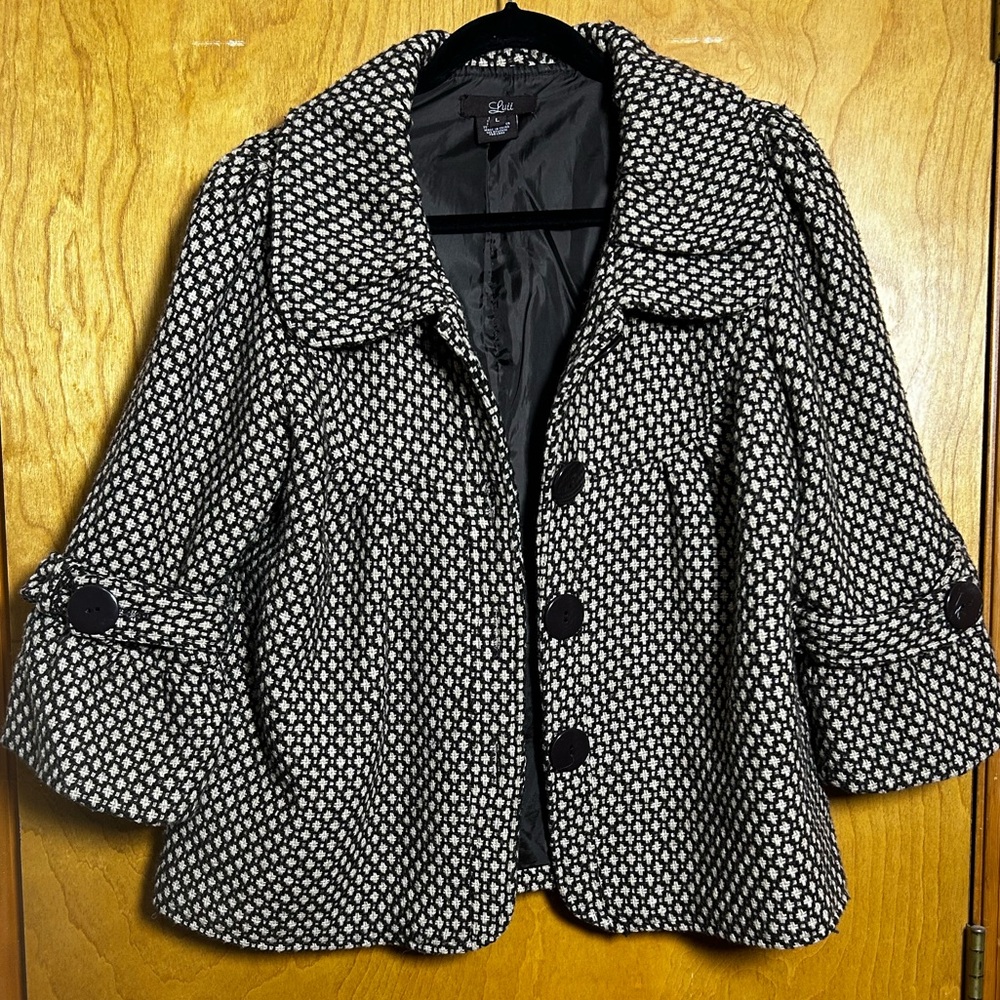 Luii Wool Blend Retro Style Chic Patterned Jacket with Large Buttons